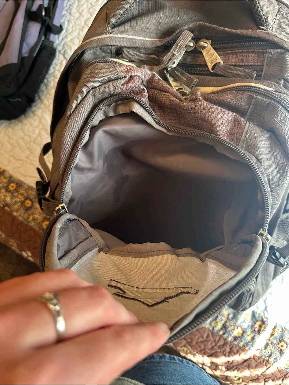 High Sierra Gray Backpack – Multi-Compartment